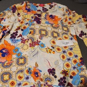 Ladies, Miss Woven top Sunny Leigh XL